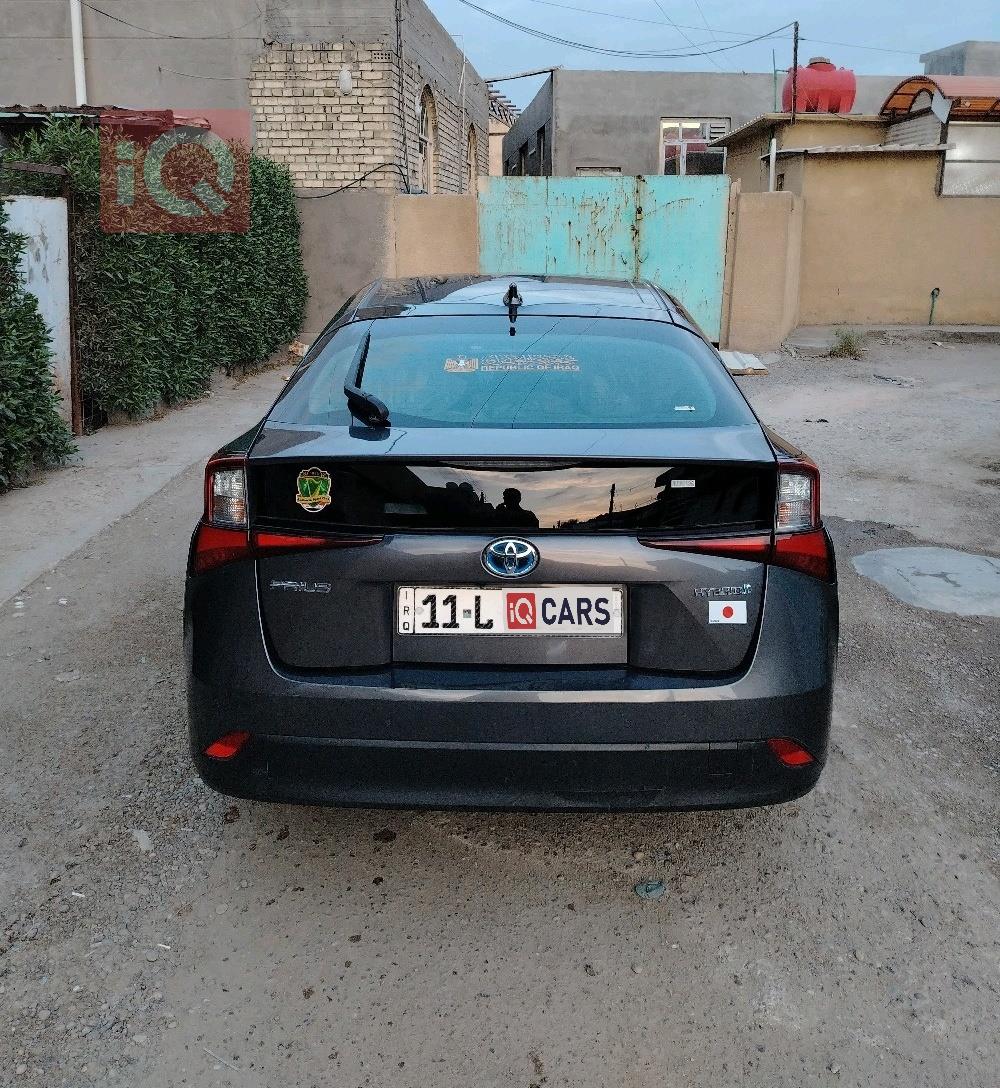تويوتا بريوس